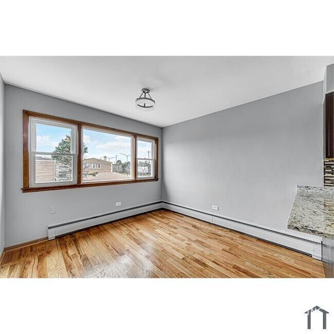 Building Photo - 7900 S Whipple St