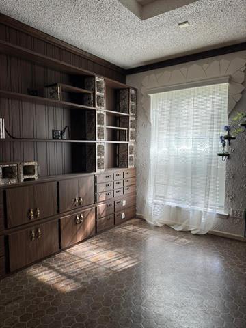 Building Photo - 2309 Richwood Dr