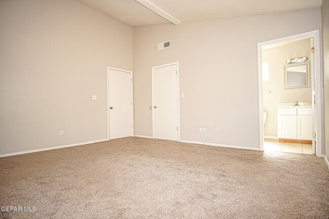Building Photo - 11026 Splendor Ct