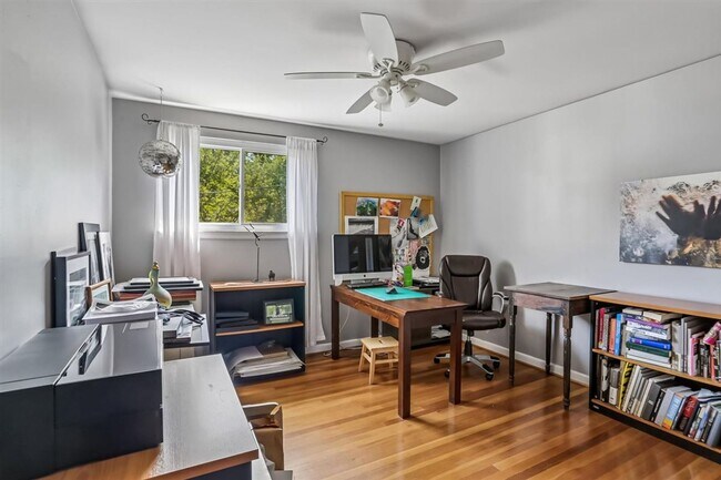 Building Photo - Amazing 5BR/3BA Home in Bethesda,MD - Ready early July!