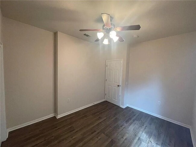 Building Photo - 5701 Signal Point