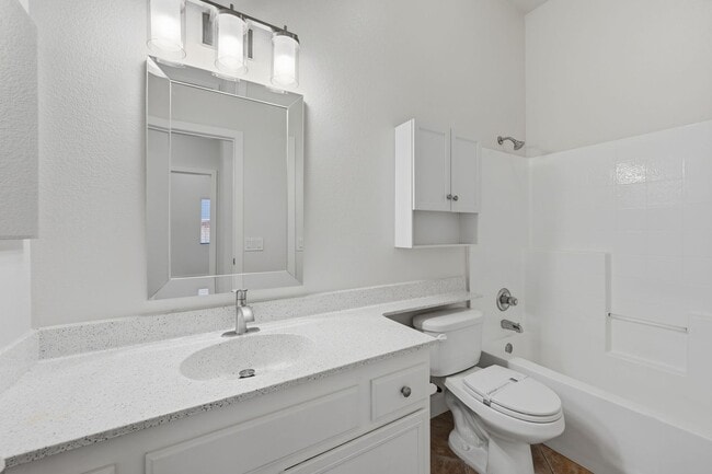 Building Photo - Bright, Updated Home with Spacious Layout & Low-Maintenance Yard