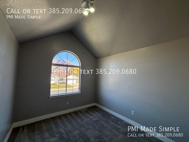 Building Photo - 826 S 1560 E