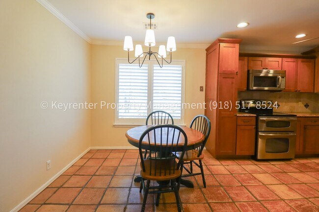 Building Photo - 4 Bed | 3 Bath | 2,659 sqft | Tulsa | Jenks School District