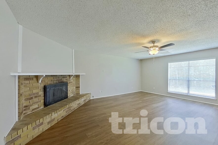 Building Photo - 1610 Pilot Way