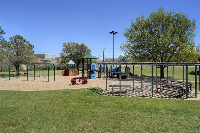 Building Photo - 1703 Creekpoint Dr