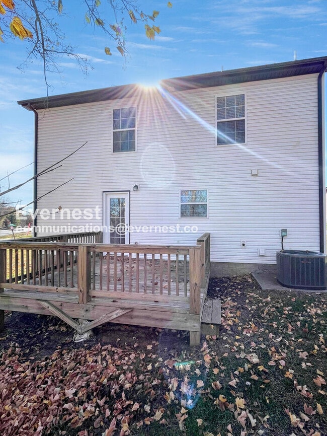 Building Photo - 1101 Cardinal Crk Dr