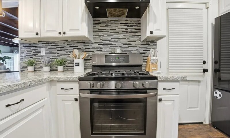 Building Photo - 11423 Fredson St