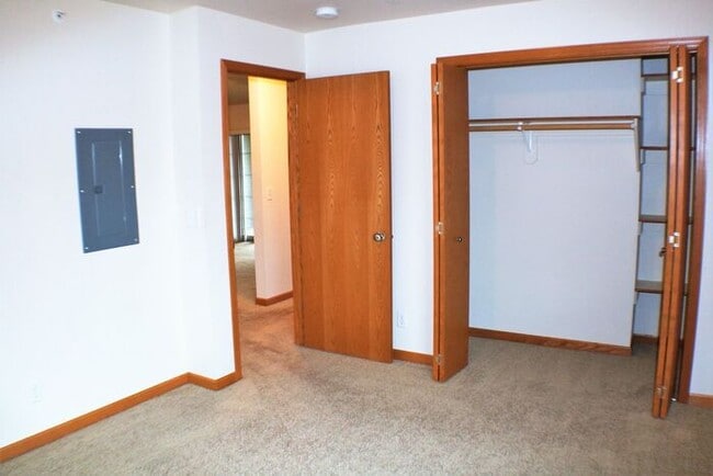 Building Photo - $1,325 | 2 Bedroom, 2 Bathroom Condo | Pet Negotiable | Available for August 1st, 2026 Move In!
