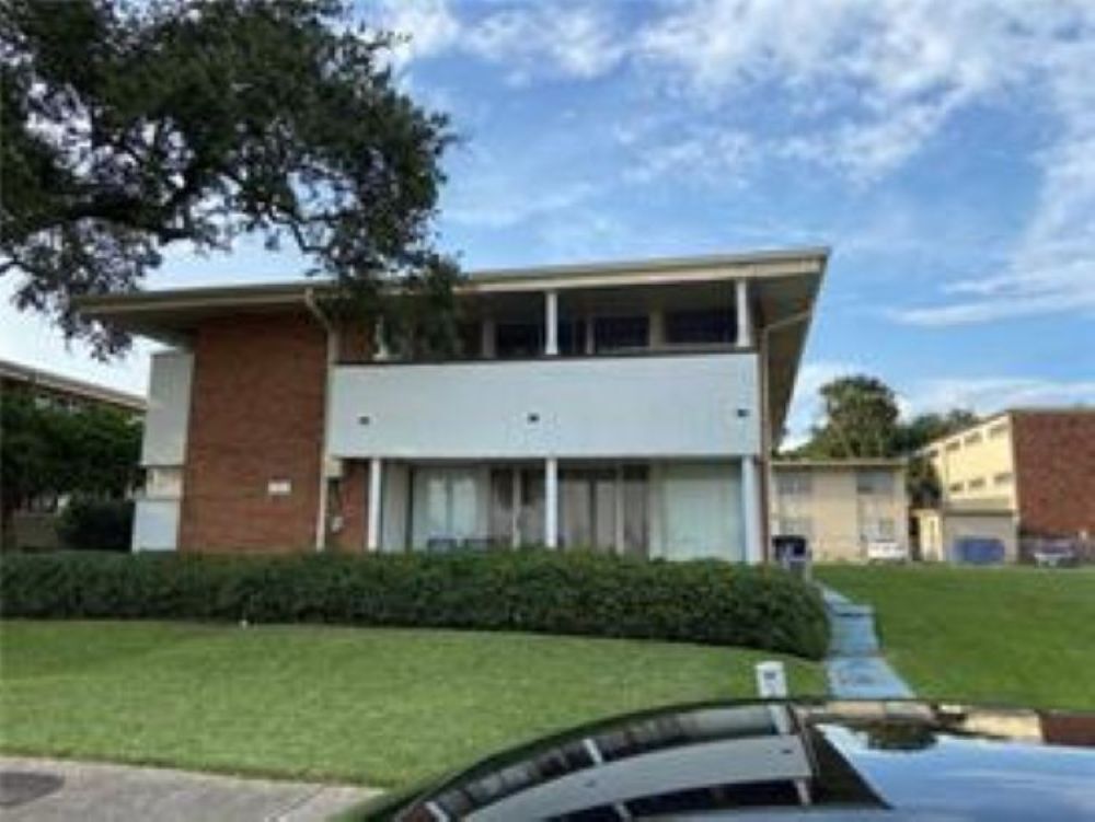 247 Opal Unit B - 247 Opal St