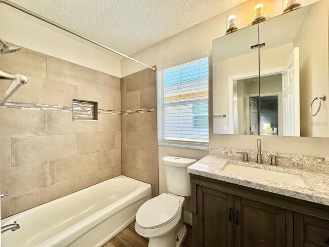 Building Photo - 13014 Fennway Ridge Dr