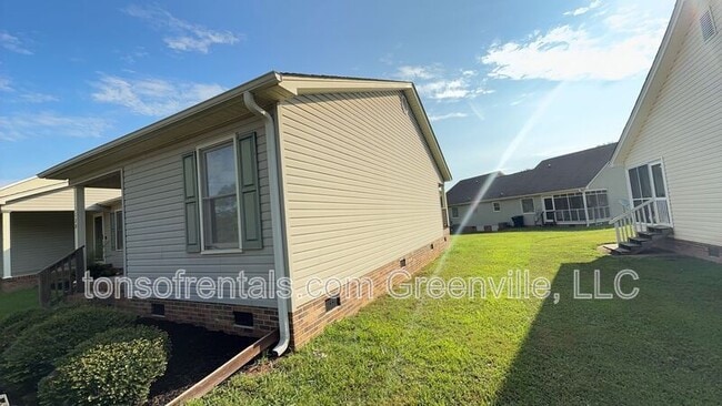 Building Photo - 113B Hipps Avenue