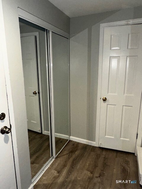 Building Photo - 7 Padanaram Rd