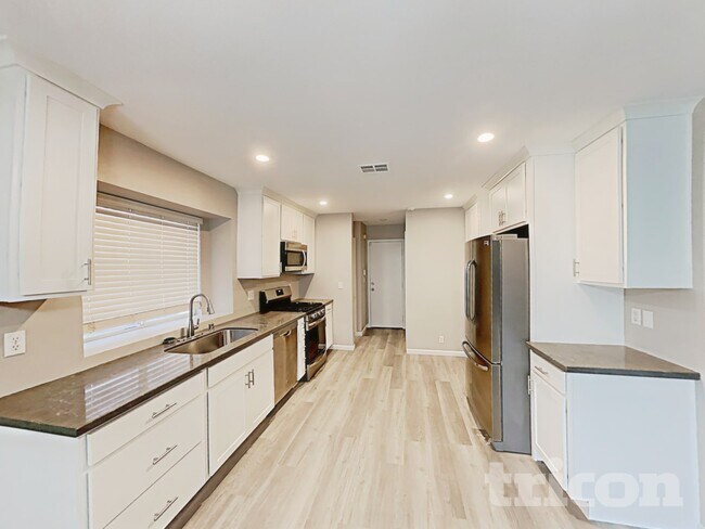 Building Photo - 9345 Copper Villa Ct