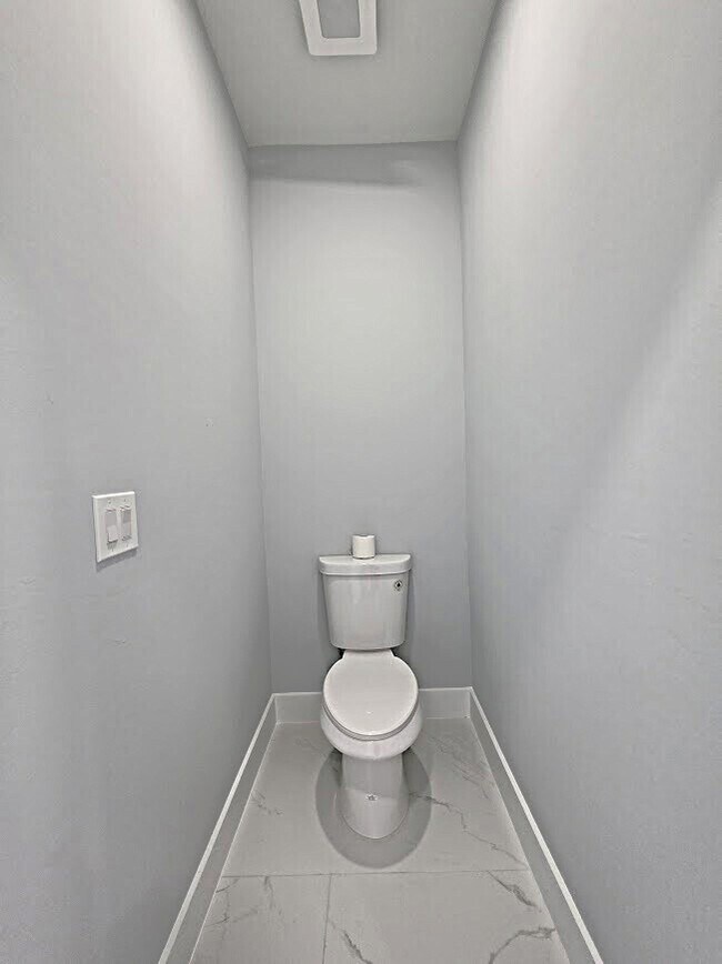 Building Photo - 3717 16th St W