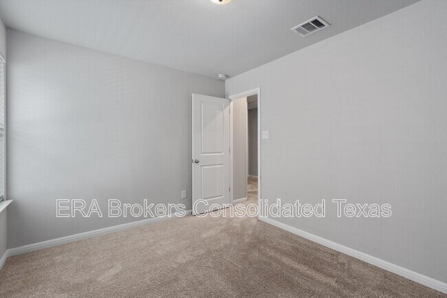 Building Photo - 17300 Antioch Ave
