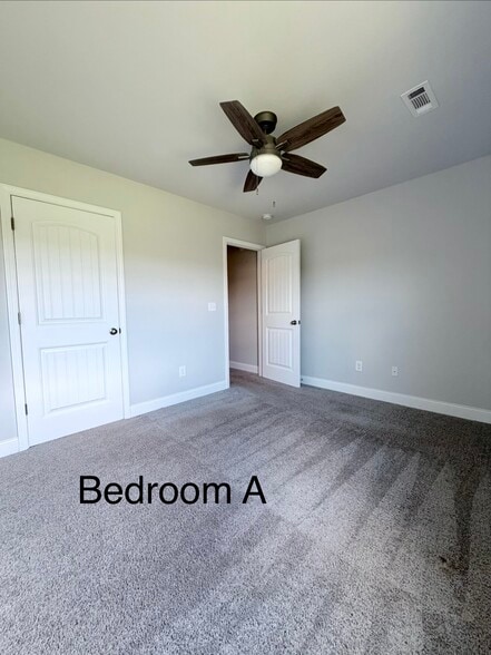 Building Photo - 202 Abercorn Dr