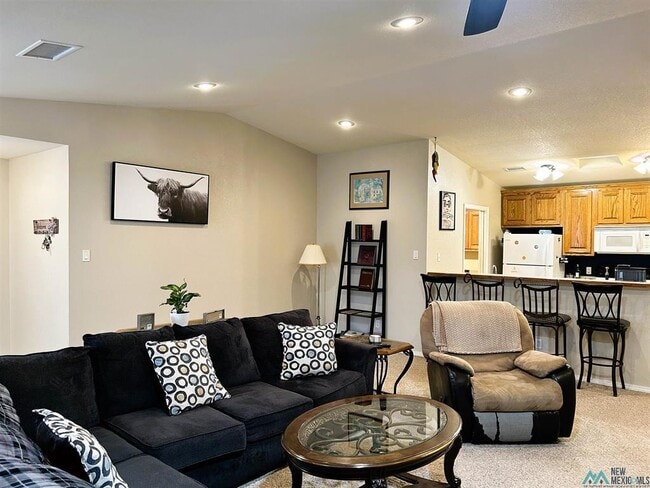 Building Photo - 3206 N Richardson Ave