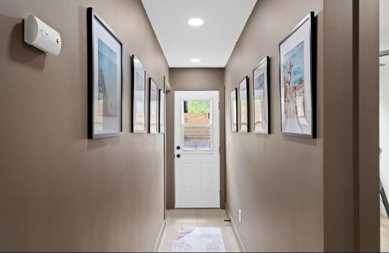 Building Photo - 5463 San Onofre Terrace