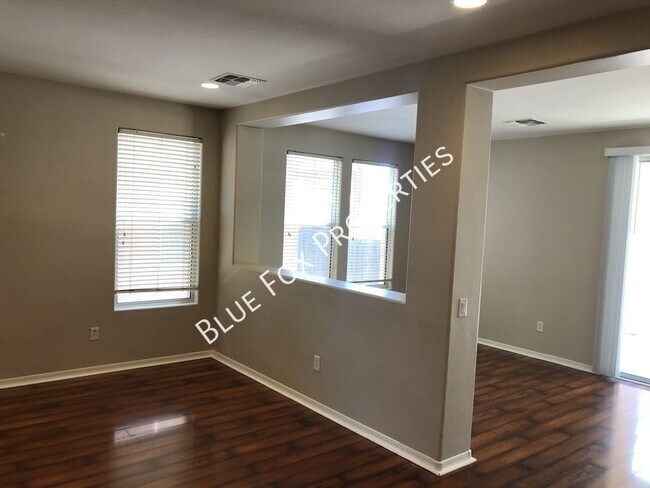 Building Photo - 4810 E Orchard Grass Dr