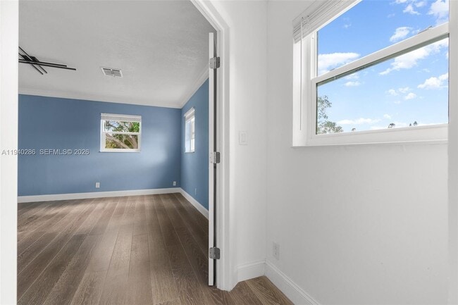 Building Photo - 7601 NW 82nd Terrace