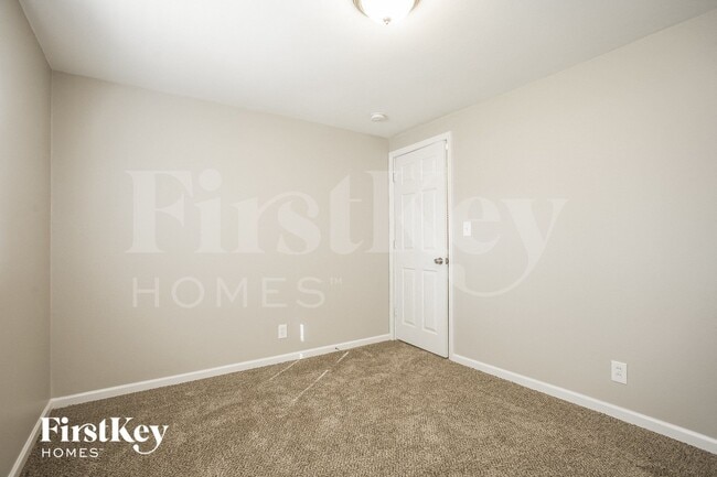 Building Photo - 636 Jefferson Ave