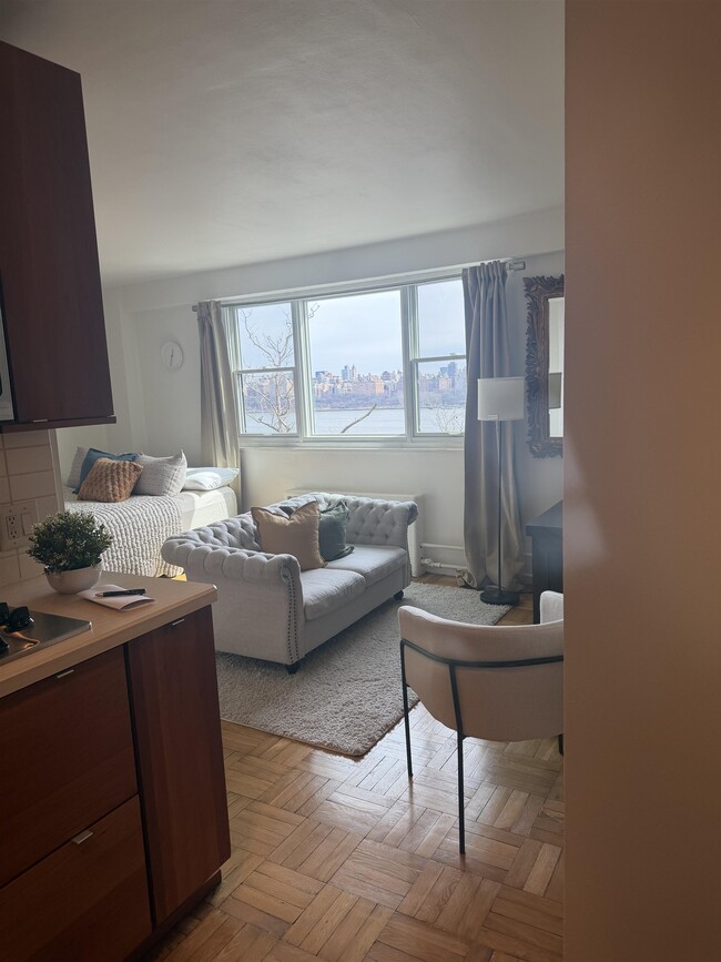 Building Photo - 6515 JFK Blvd E