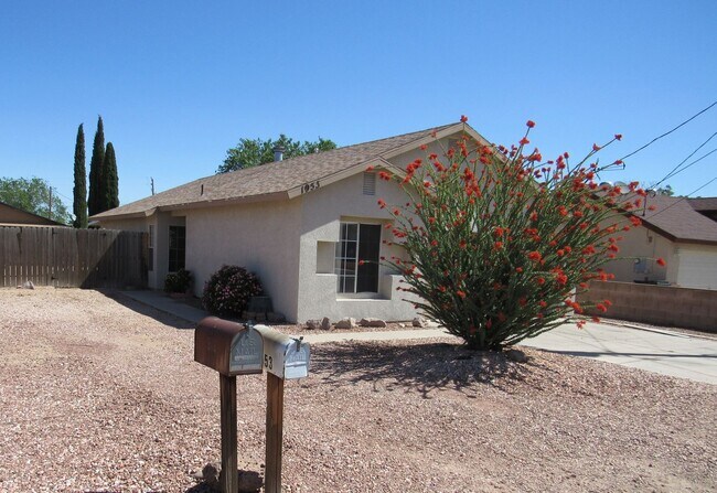 Primary Photo - Centrally Located