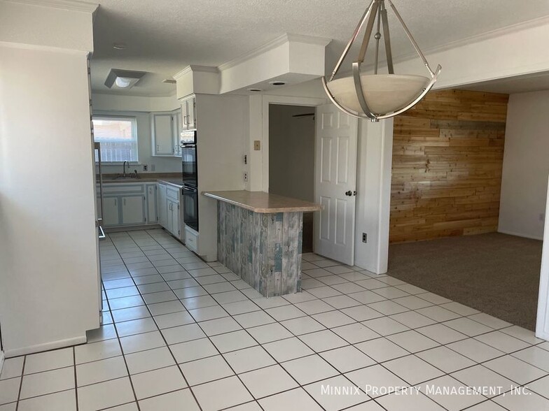 Building Photo - 1813 Mc Donald St