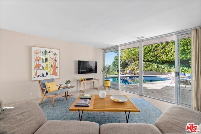 Building Photo - 3523 Beverly Ridge Dr