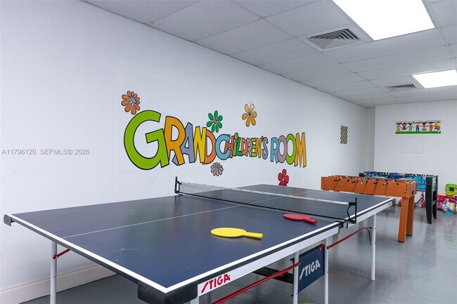 Building Photo - 2101 S Ocean Dr