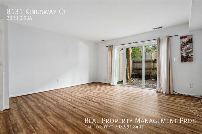 Building Photo - 8131 Kingsway Ct