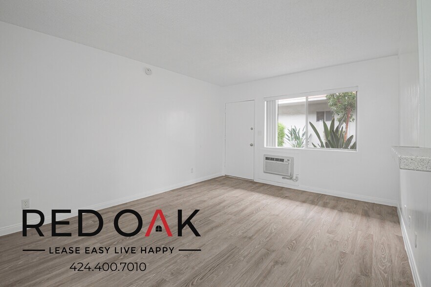 Building Photo - 630 N Cerritos Ave