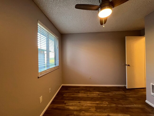 Building Photo - Cozy  3 Bed, 1.5 Bath Home for Rent!