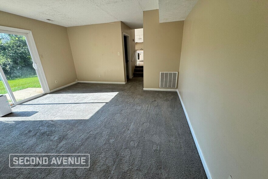 Building Photo - 1313 Worstead Dr