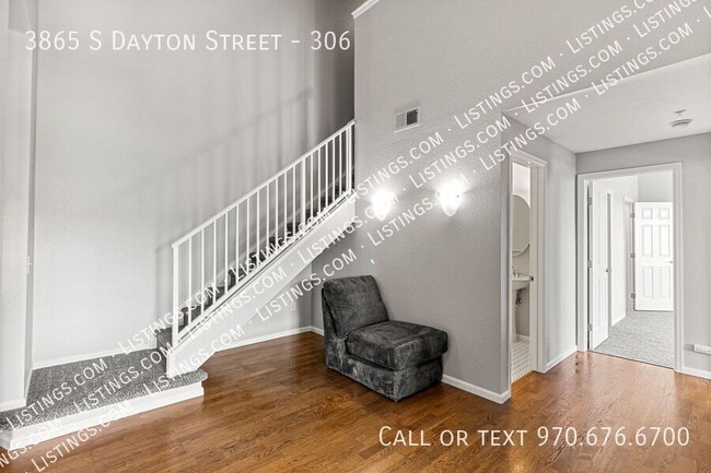 Building Photo - 3865 S Dayton St