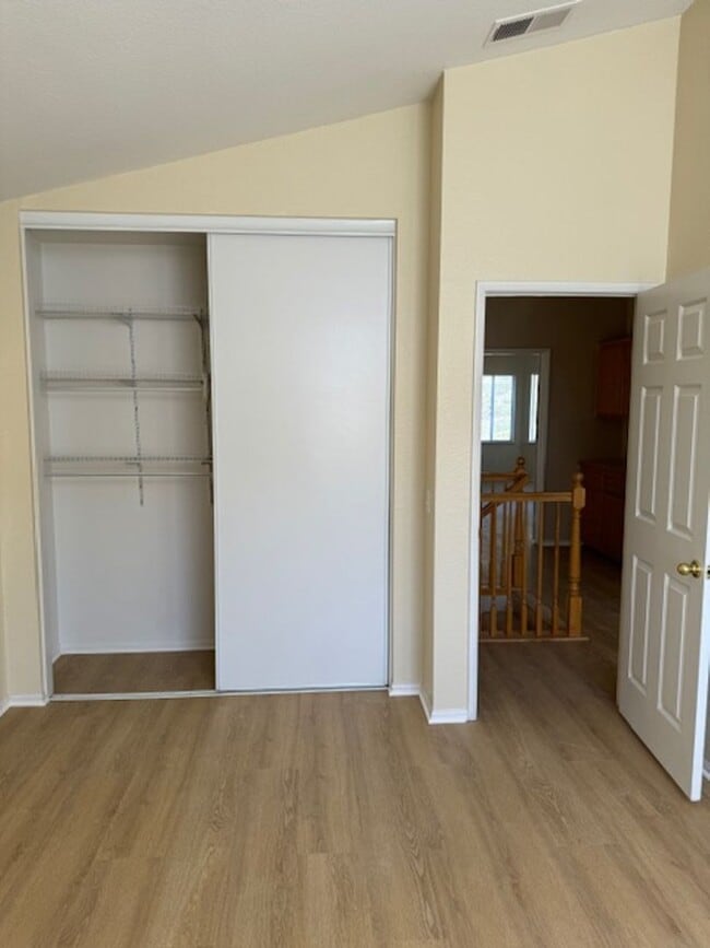 Building Photo - Beautiful 3 Bedroom 2.5 Bath Home!!