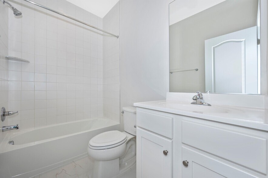 Building Photo - 23 Chester Ct