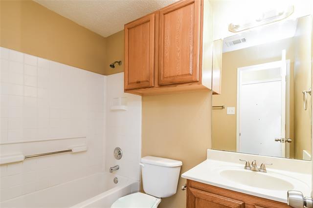 Building Photo - 237 Allenwood Dr