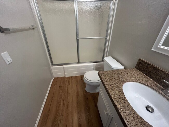 Building Photo - Just steps from the beach – enjoy ocean vi...