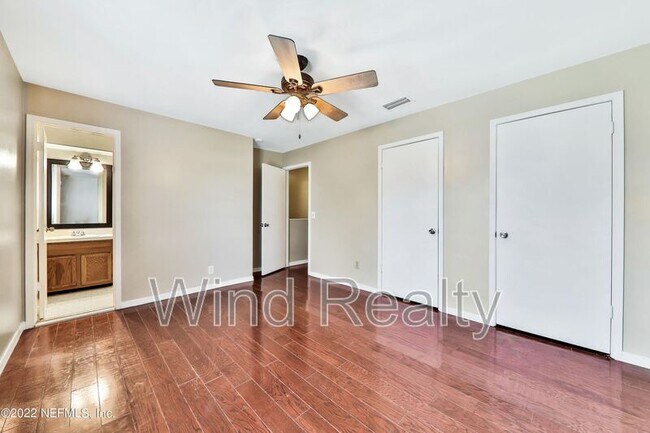 Building Photo - 6028 Duclay Rd