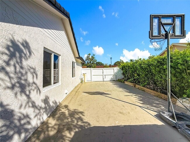 Building Photo - 5874 NW 199th St