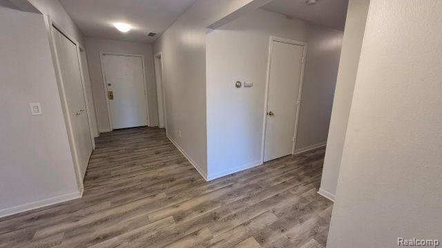 Building Photo - 16245 Roanoke St