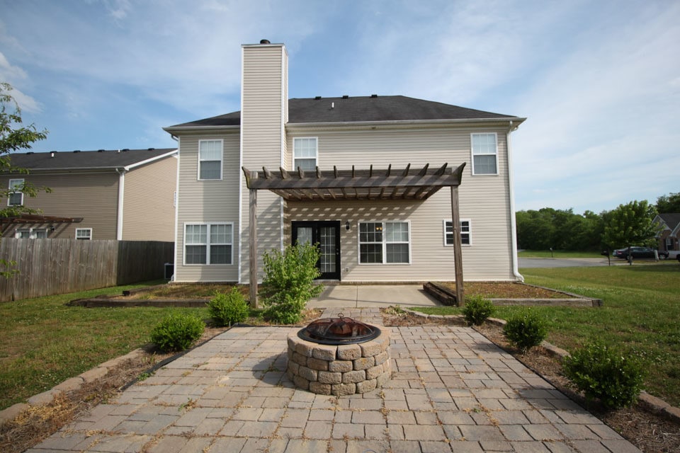 Building Photo - 6008 Twin Feather Run