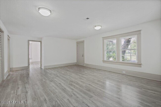 Building Photo - 3058 Rosselle St