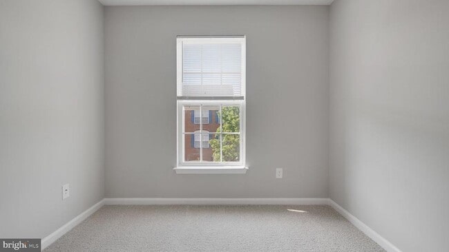 Building Photo - 4724 Hanrahan Pl