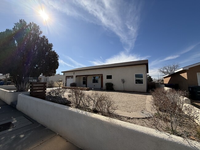 Building Photo - 2937 Washington St NE