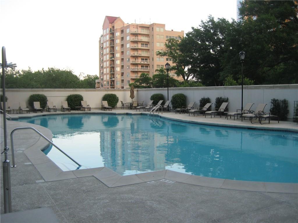 Pool - 195 14th St NE