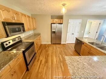 Building Photo - 42 Mayflower Ct