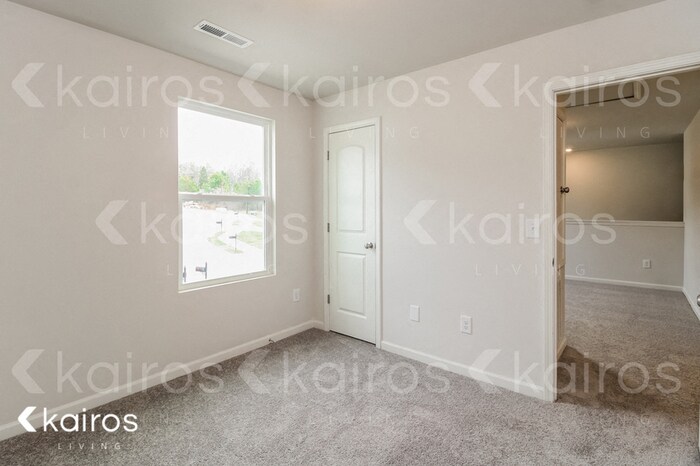 Building Photo - 462 Waterview Ct